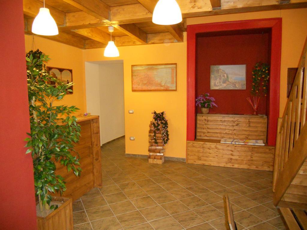 B&B Ingiropernapoli 外观 照片