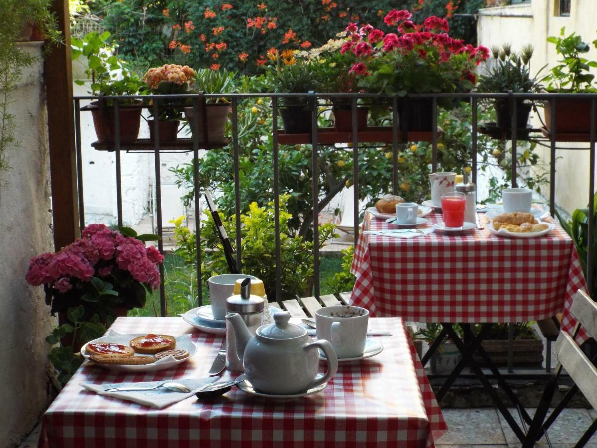 B&B Ingiropernapoli 外观 照片